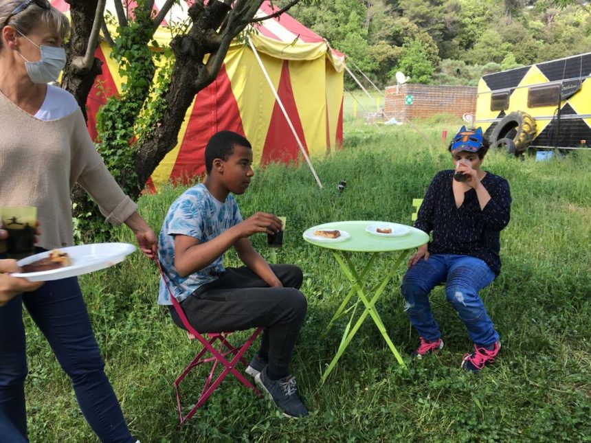 Goûter festif à l’IME Goûter festif à l’IME