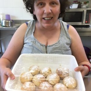 Joyeux anniversaire à Eléonore Joyeux anniversaire à Eléonore