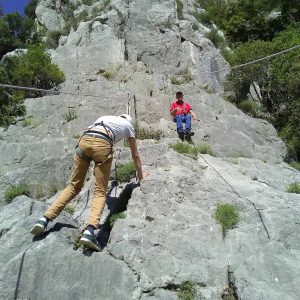 L’escalade ou comment prendre un peu de hauteur! L’escalade ou comment prendre un peu de hauteur!