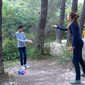 Séance de jonglage à l’IME La Bourguette Séance de jonglage à l’IME La Bourguette