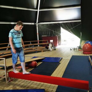 FAM Les Capelières: activités cirque FAM Les Capelières: activités cirque